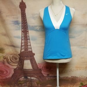 Nike Fit dry built-in bra0top